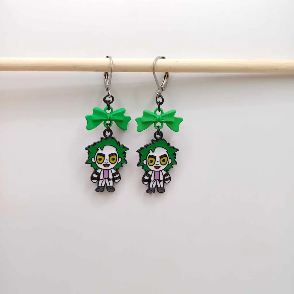 blacksoulcreations-nos-bijoux-fantaisie-boucles-d-oreilles-beetlejuice