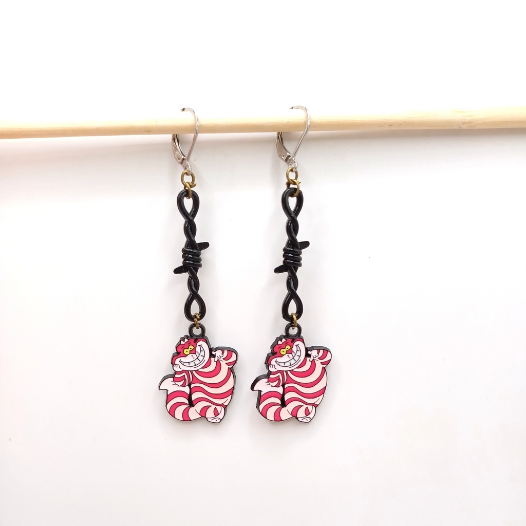 blacksoulcreations-nos-bijoux-fantaisie-boucles-d-oreilles-chat-des-merveilles