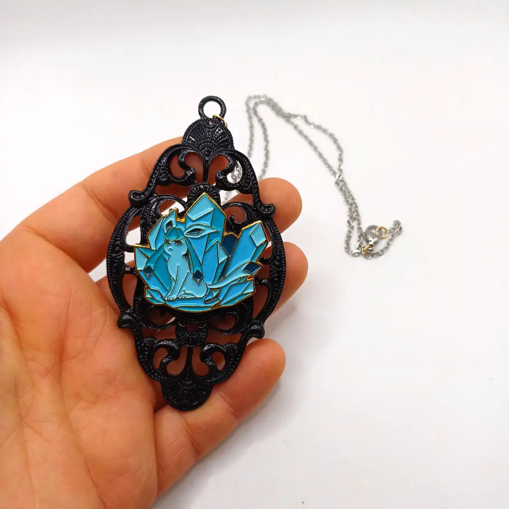 blacksoulcreations-nos-bijoux-fantaisie-pendentif-renard-bleu