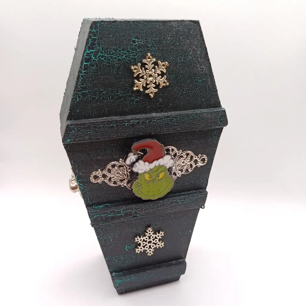 blacksoulcreations-boite-a-bijoux-cercueil-en-bois-le-grinch